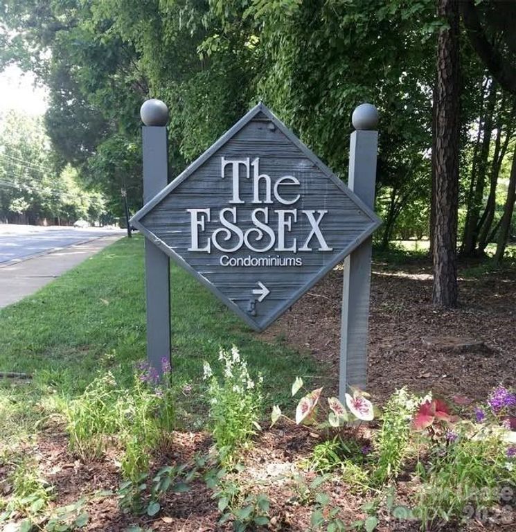 4906 Sardis Road, Charlotte, NC 28270