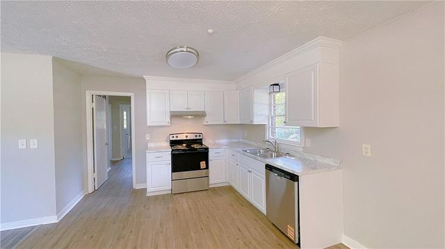 122 Barnesville Road, Griffin, GA 30224