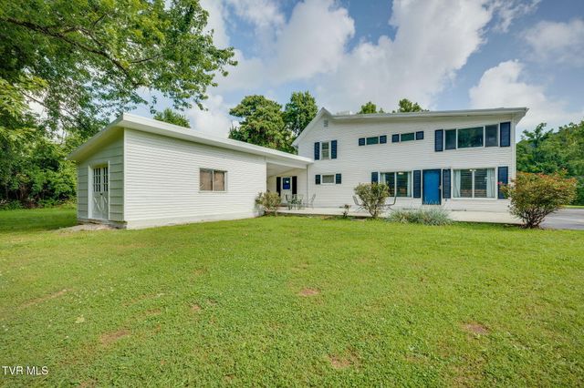 700 West Riverside Drive, Elizabethton, TN 37643