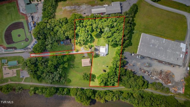 700 West Riverside Drive, Elizabethton, TN 37643