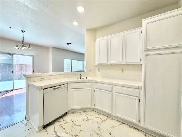 26092 Mayfield Union Way B, Murrieta, CA 92563