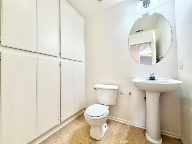 26092 Mayfield Union Way B, Murrieta, CA 92563