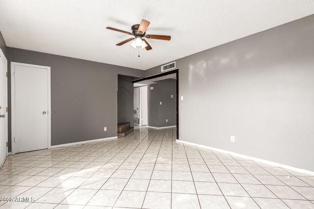 4310 W ROSE Lane, Glendale, AZ 85301