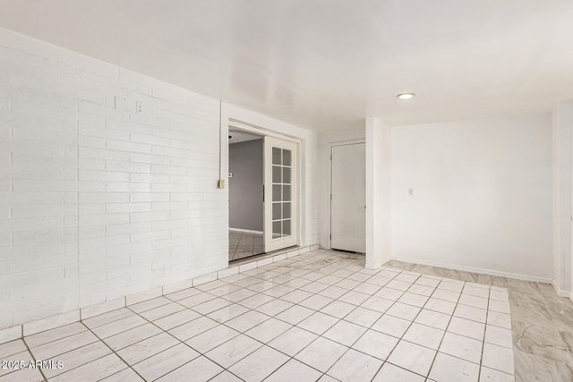 4310 W ROSE Lane, Glendale, AZ 85301