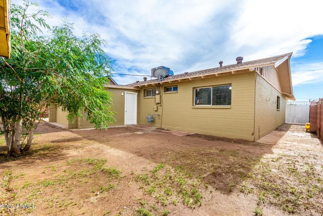 4310 W ROSE Lane, Glendale, AZ 85301