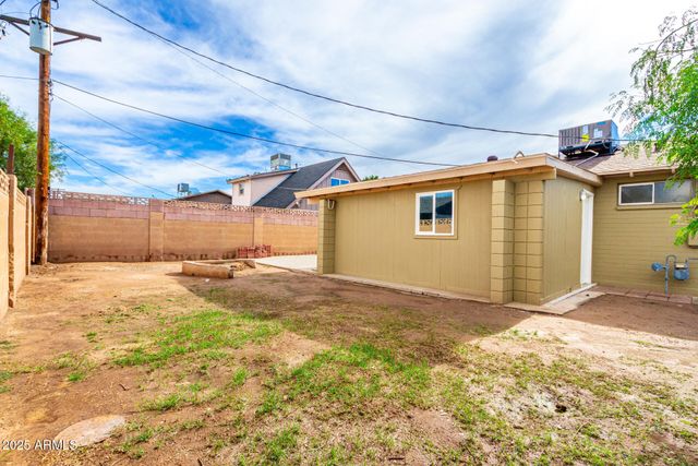 4310 W ROSE Lane, Glendale, AZ 85301