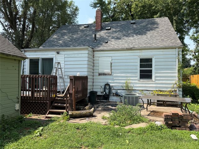 3909 SW 13th Street, Des Moines, IA 50315