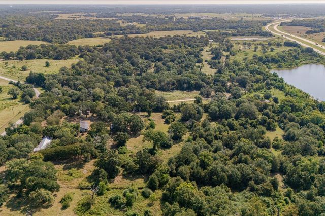 42109 Blumberg Road, Hempstead, TX 77445