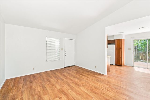 1918 Nicole CIR B, Round Rock, TX 78664