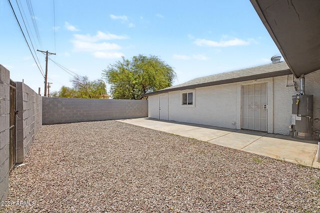 4805 S 35TH Drive, Phoenix, AZ 85041