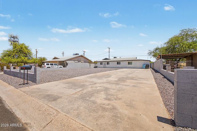 4805 S 35TH Drive, Phoenix, AZ 85041