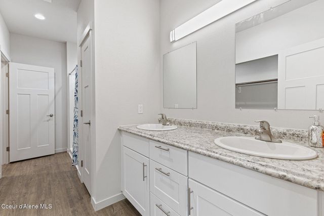 40 James WAY, Oldtown, ID 83822