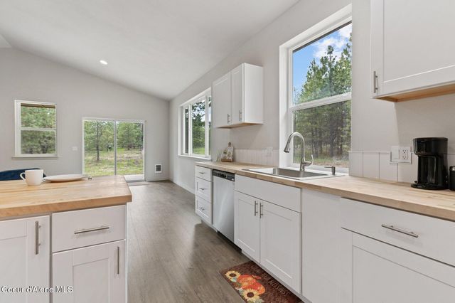 40 James WAY, Oldtown, ID 83822