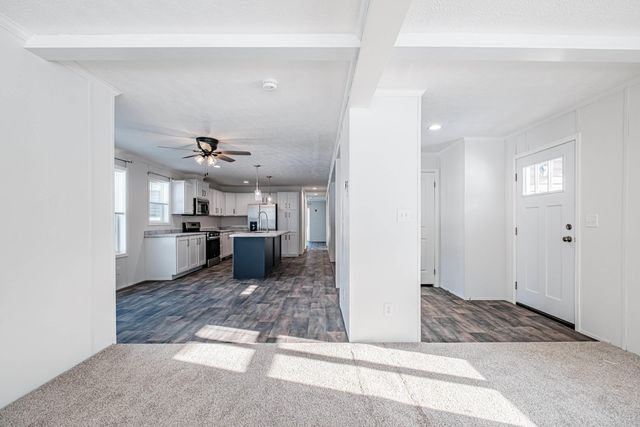 70 Diamondback Drive, Rochester, NH 03868