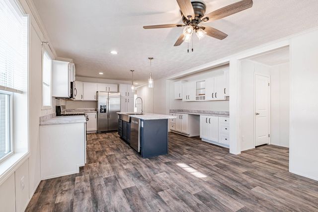 70 Diamondback Drive, Rochester, NH 03868