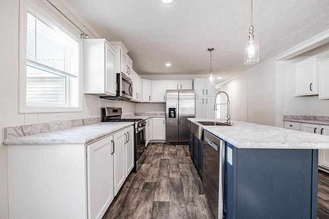 70 Diamondback Drive, Rochester, NH 03868