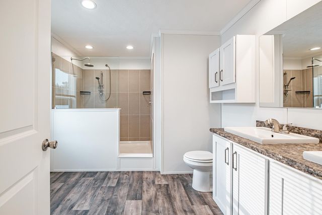 70 Diamondback Drive, Rochester, NH 03868