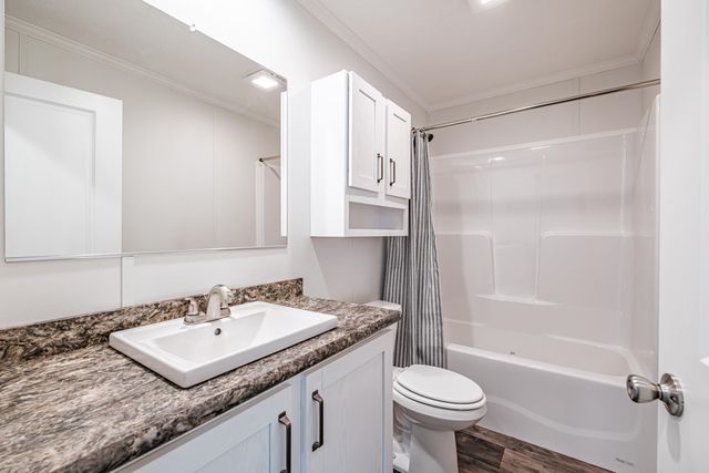 70 Diamondback Drive, Rochester, NH 03868