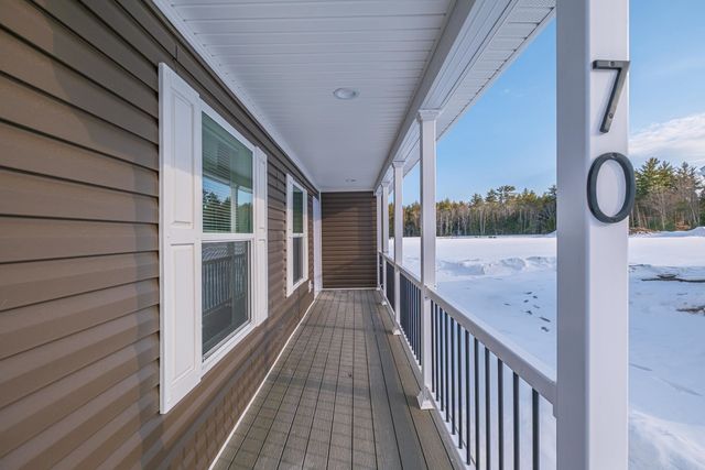 70 Diamondback Drive, Rochester, NH 03868