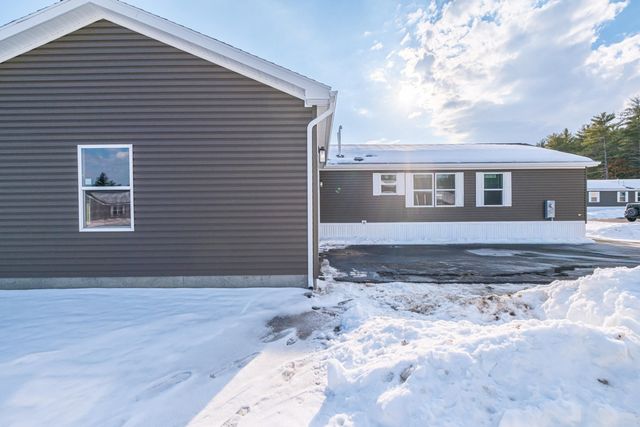 70 Diamondback Drive, Rochester, NH 03868