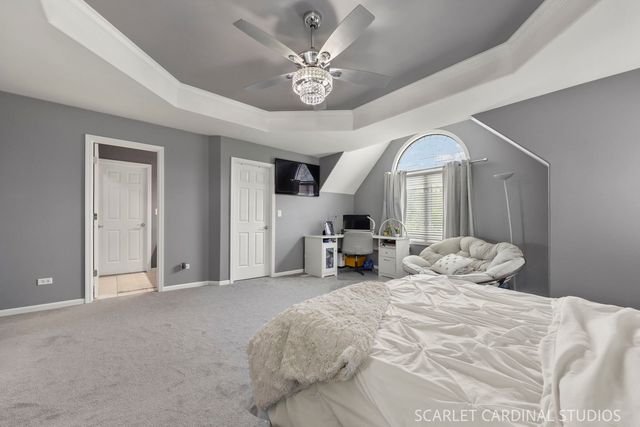 2239 Hillsboro Lane, Naperville, IL 60564