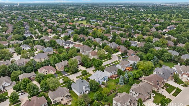 2239 Hillsboro Lane, Naperville, IL 60564