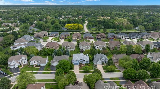 2239 Hillsboro Lane, Naperville, IL 60564