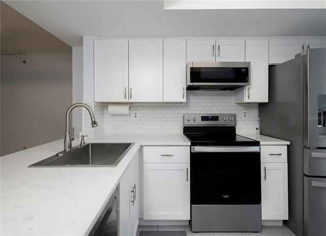 120 CYPRESS LANE 120, Oldsmar, FL 34677