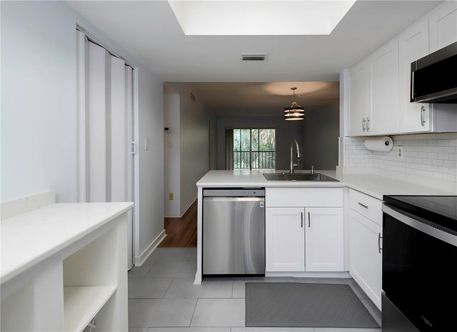 120 CYPRESS LANE 120, Oldsmar, FL 34677