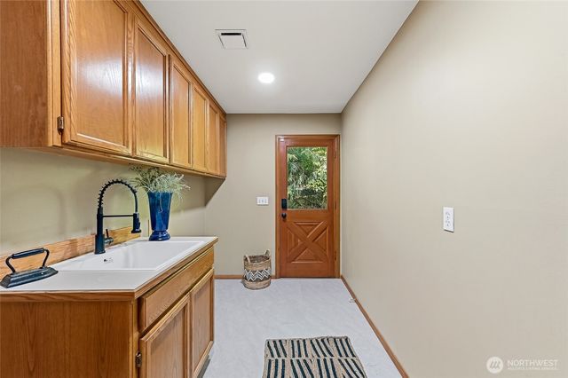 21310 NE 101st Court, Redmond, WA 98053