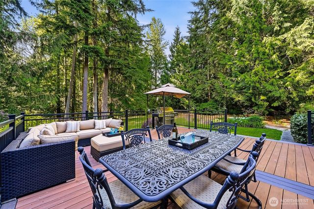 21310 NE 101st Court, Redmond, WA 98053