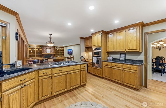 21310 NE 101st Court, Redmond, WA 98053