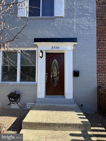 3739 MARK DR, Alexandria, VA 22305