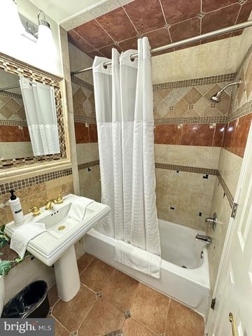 3739 MARK DR, Alexandria, VA 22305