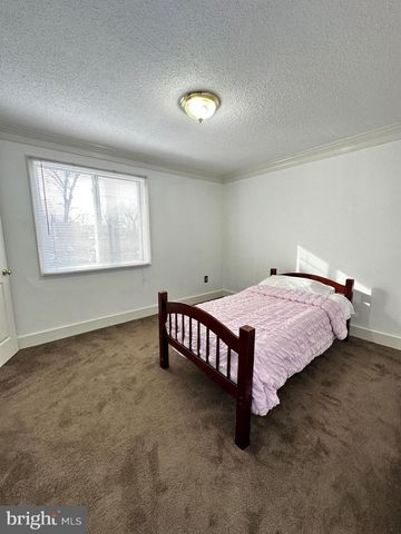 3739 MARK DR, Alexandria, VA 22305