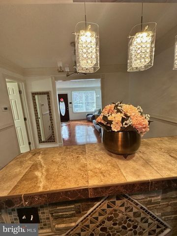 3739 MARK DR, Alexandria, VA 22305