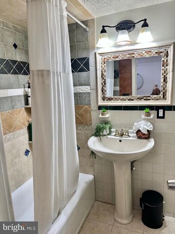 3739 MARK DR, Alexandria, VA 22305