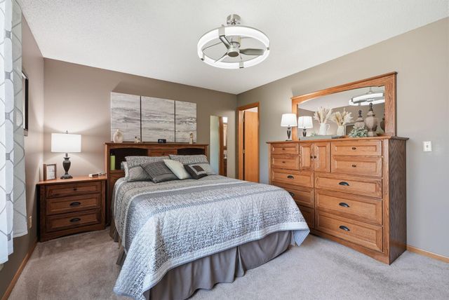 10760 Kumquat Street NW, Coon Rapids, MN 55448