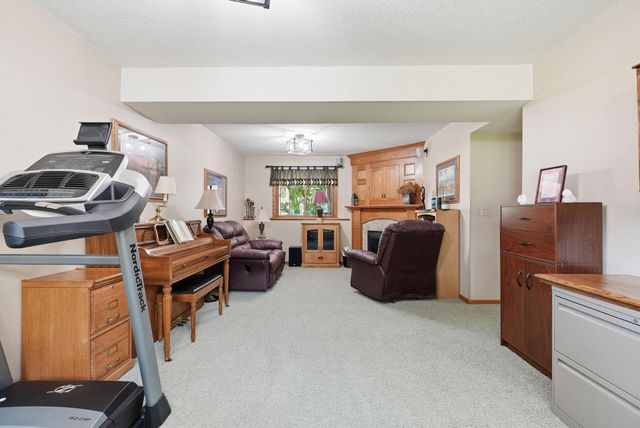10760 Kumquat Street NW, Coon Rapids, MN 55448