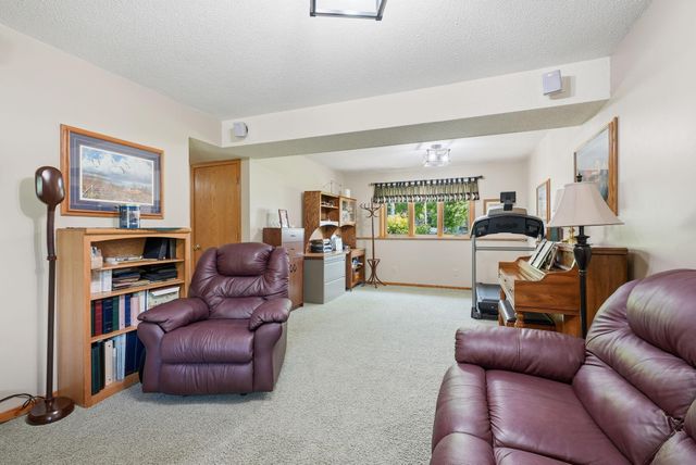 10760 Kumquat Street NW, Coon Rapids, MN 55448