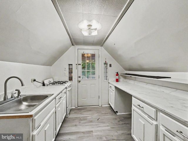 362 LOCUST ST, Steelton, PA 17113