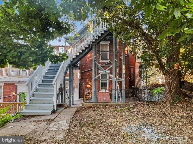 362 LOCUST ST, Steelton, PA 17113