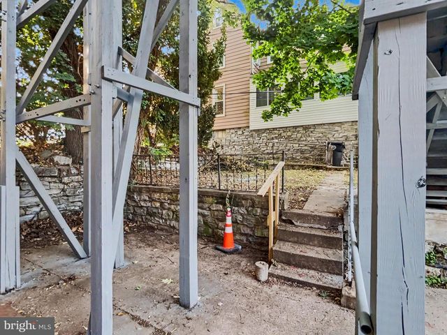 362 LOCUST ST, Steelton, PA 17113