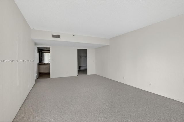 19707 Turnberry Way 7F, Aventura, FL 33180