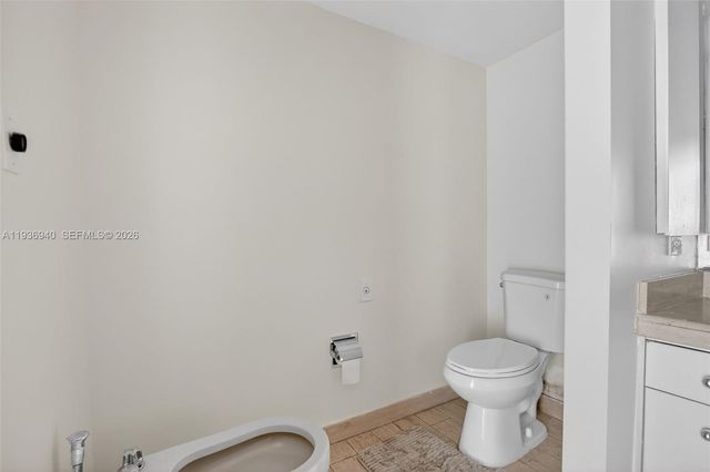 19707 Turnberry Way 7F, Aventura, FL 33180