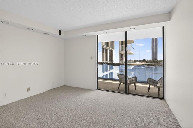 19707 Turnberry Way 7F, Aventura, FL 33180