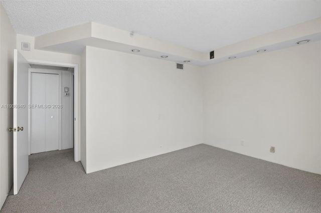 19707 Turnberry Way 7F, Aventura, FL 33180