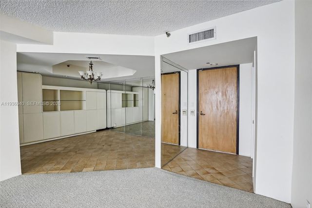 19707 Turnberry Way 7F, Aventura, FL 33180