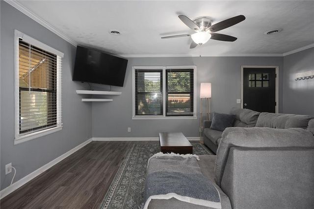 17 Hostetter Street, Buckner, MO 64016