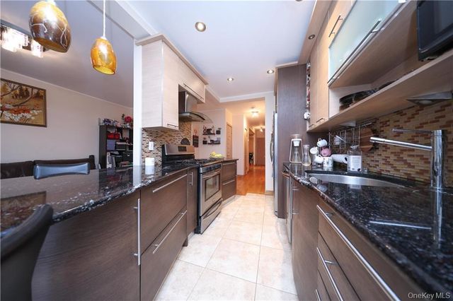 2415 E 27th Street, Brooklyn, NY 11235